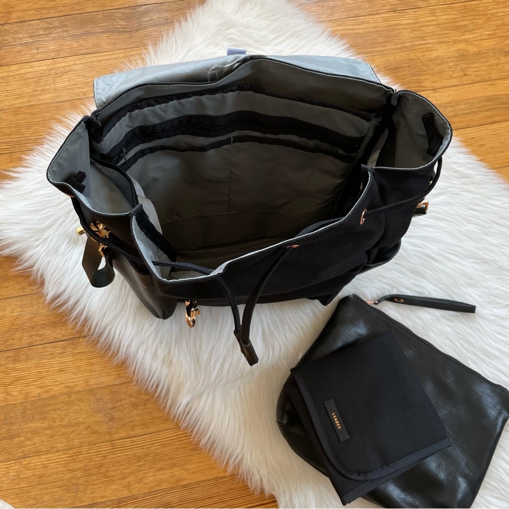 NEW Leader Bag Co leather and canvas backpack diaper bag - Picture 9 of 11